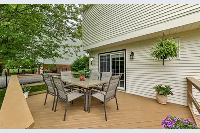 220 Kinvara Dr, Ross Twp, PA 15237 - Photo 30