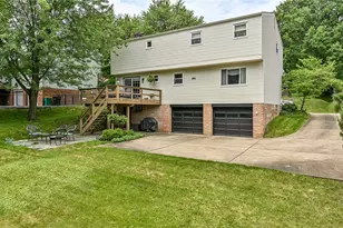 220 Kinvara Dr, Ross Twp, PA 15237 - Photo 26