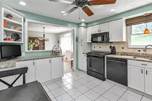 220 Kinvara Dr, Ross Twp, PA 15237 - Photo 8
