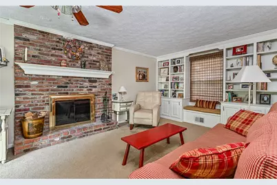 220 Kinvara Dr, Ross Twp, PA 15237 - Photo 14