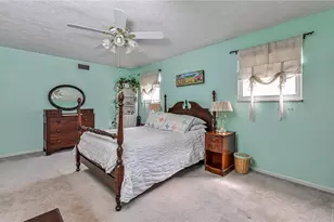 220 Kinvara Dr, Ross Twp, PA 15237 - Photo 20