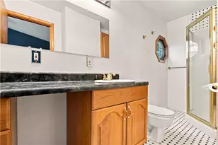 5624 Tracy Dr, Bethel Park, PA 15236 - Photo 24