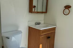 18 Furley St, Pittsburgh, PA 15220 - Photo 8
