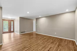 265 McIntyre Rd, Ross Twp, PA 15237 - Photo 4