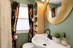 904 Plymouth Ln, Ellwood City, PA 16117 - Photo 14