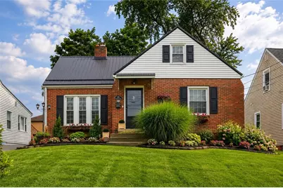 904 Plymouth Ln, Ellwood City, PA 16117 - Photo 2