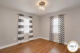 904 Plymouth Ln, Ellwood City, PA 16117 - Photo 16
