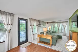 904 Plymouth Ln, Ellwood City, PA 16117 - Photo 12