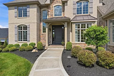 150 Majestic Drive, Cranberry Township, PA 16046 - Photo 2