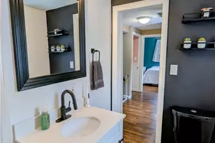 513 W Miller Ave, Munhall, PA 15120 - Photo 22