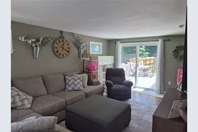 513 W Miller Ave, Munhall, PA 15120 - Photo 4
