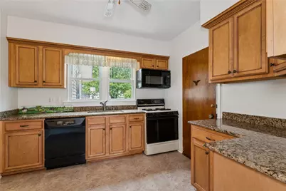 1712 2nd St, Beaver, PA 15009 - Photo 14