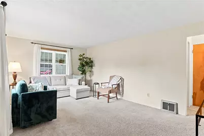 508 Arizona Dr, Lower Burrell, PA 15068 - Photo 6