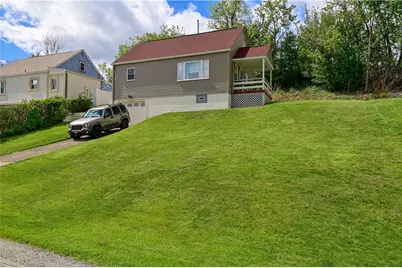 3194 Ridgeway Dr, South Park, PA 15129 - Photo 4