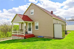 3194 Ridgeway Dr, South Park, PA 15129 - Photo 2