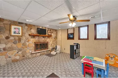 120 Lyn Dale Dr., Center Township, PA 16001 - Photo 24