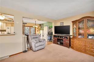120 Lyn Dale Dr, Center Township, PA 16001 - Photo 12