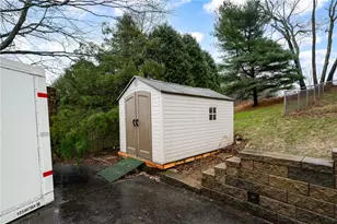 120 Lyn Dale Dr, Center Township, PA 16001 - Photo 30