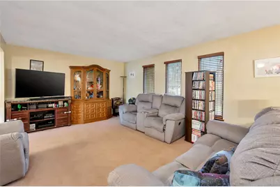 120 Lyn Dale Dr., Center Township, PA 16001 - Photo 10