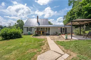 492 Mapletown Rd, Carmichaels-Cumberland, PA 15334 - Photo 8