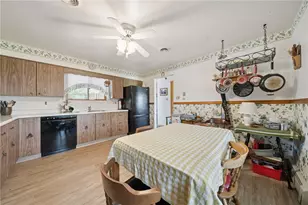 277 Highberger Rd, Sewickley Township, PA 15637 - Photo 6