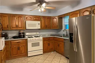 1617 Fairmont St, New Kensington, PA 15068 - Photo 6