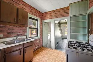 1427 Duss Ave, Ambridge, PA 15003 - Photo 12
