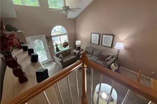 584 Newport Dr, Pittsburgh, PA 15235 - Photo 12