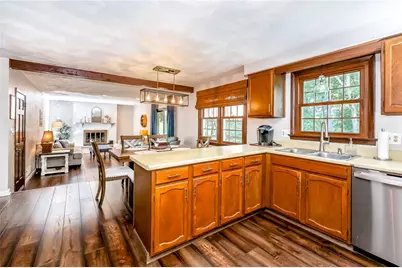 77 Bradley Ct, White Township, PA 15701 - Photo 8