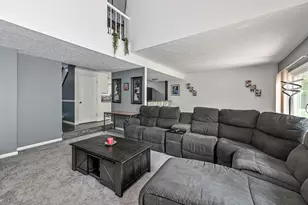 2572B Grouse Ridge, Pittsburgh, PA 15090 - Photo 4
