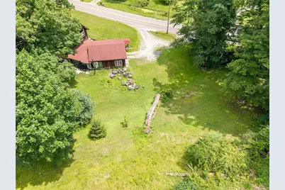 433 White School Road, Unity Township, PA 15601 - Photo 6