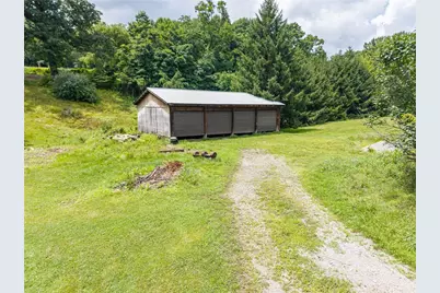 433 White School Road, Unity Township, PA 15601 - Photo 6