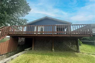 1515 Marion Ave, Monessen, PA 15062 - Photo 12