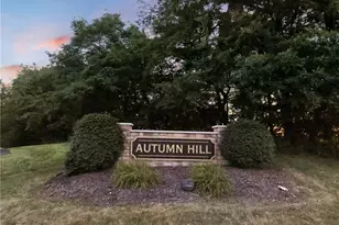 113 Autumn Hill Dr, Cranberry Township, PA 16066 - Photo 2