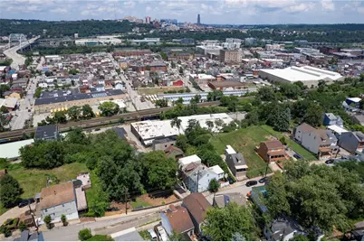 2400 Leticoe St, Pittsburgh, PA 15203 - Photo 30