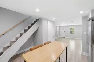 2400 Leticoe St, Pittsburgh, PA 15203 - Photo 12