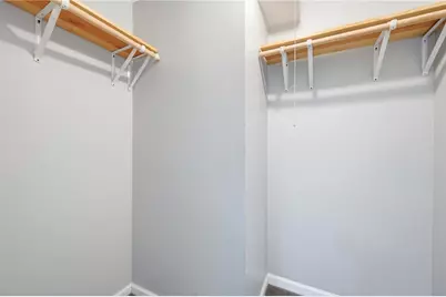 2400 Leticoe St, Pittsburgh, PA 15203 - Photo 16