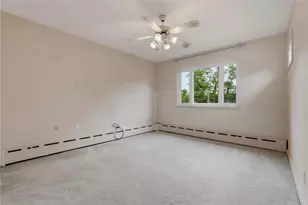 5462 Pocusset St, Pittsburgh, PA 15217 - Photo 26