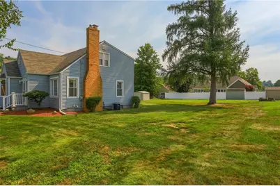 116 Golf Ave, Ellport Boro, PA 16117 - Photo 12