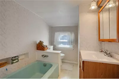 116 Golf Ave, Ellport Boro, PA 16117 - Photo 38