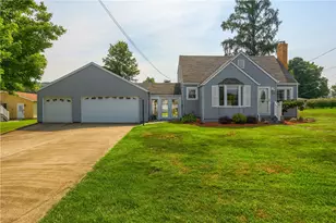 116 Golf Ave, Ellport, PA 16117 - Photo 4