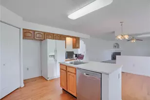 419 Commodore Dr, North Fayette, PA 15057 - Photo 10
