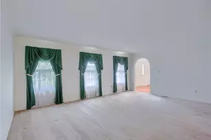 419 Commodore Dr, North Fayette, PA 15057 - Photo 16