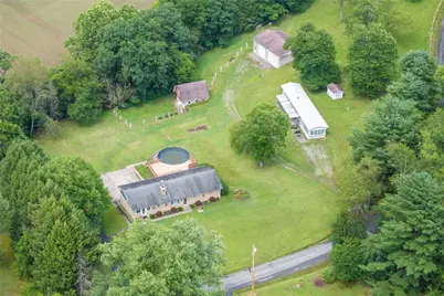 546 Backbone Rd, Independence, PA 15026 - Photo 6