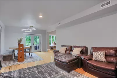 190 Orchard Ln, Economy, PA 15042 - Photo 8