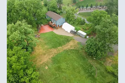 190 Orchard Ln, Economy, PA 15042 - Photo 2