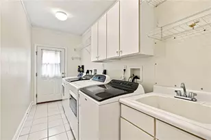 204 Saint Ives, Jackson Township, PA 16063 - Photo 24