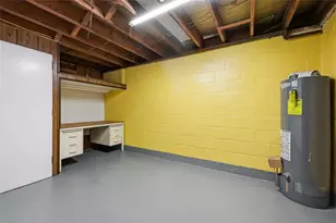 307 Bayberry Dr, Ross Twp, PA 15237 - Photo 16