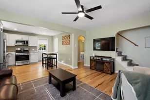 3122 Southern Dr, South Park, PA 15129 - Photo 6