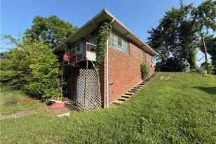141 Ridge Ave, Center Township, PA 15001 - Photo 10